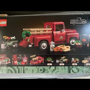 Lego pickup truck